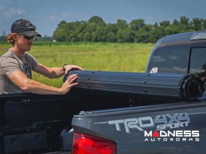 Toyota Tacoma Bed Cover - Roll Up - Hard Cover - 5ft Bed - 2016 - 2023